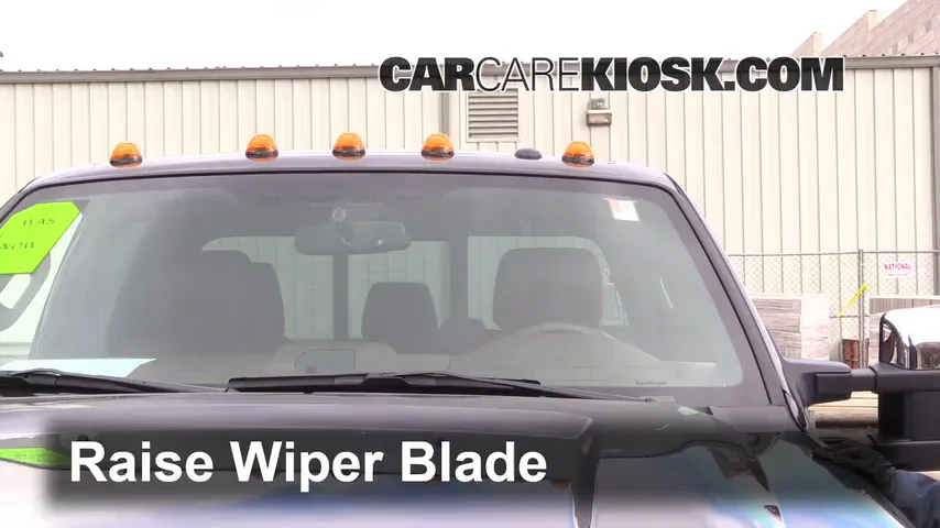 2014 Ford F-350 Super Duty King Ranch 6.7L V8 Turbo Diesel Windshield Wiper Blade (Front)